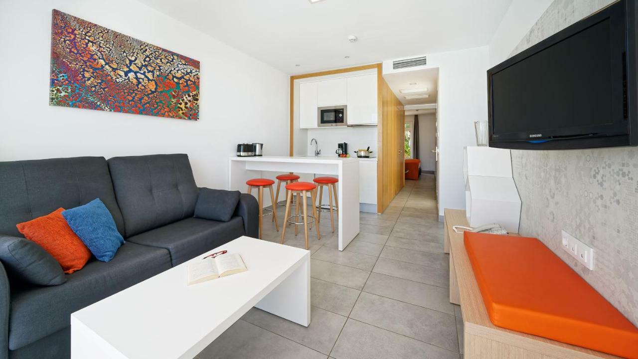 Ura Lara Adults Only Apartment Пуерто Рико Екстериор снимка