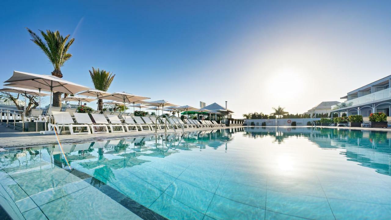 Ura Lara Adults Only Apartment Пуерто Рико Екстериор снимка