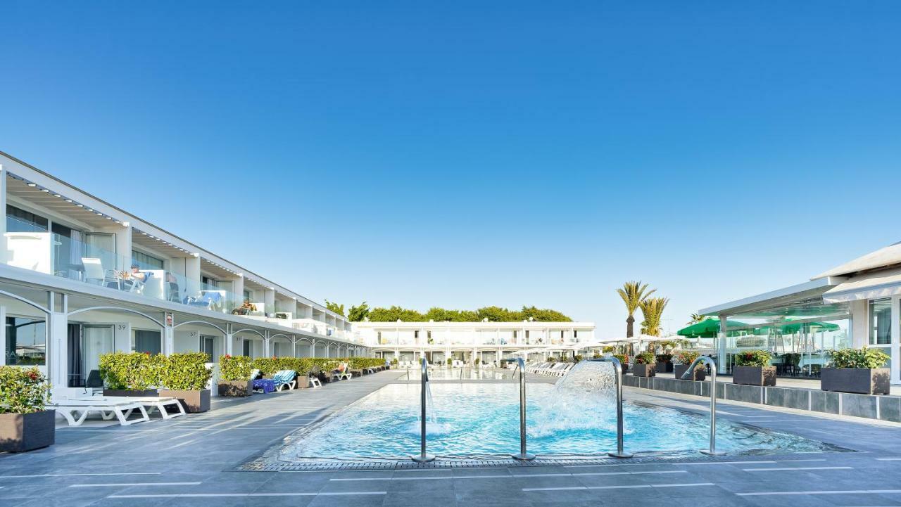 Ura Lara Adults Only Apartment Пуерто Рико Екстериор снимка